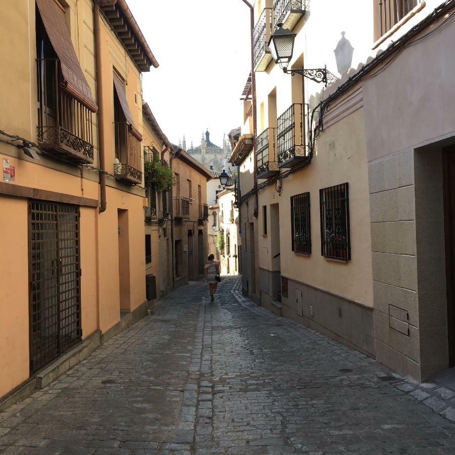 Apto El Clavo-Con Parking Gratis Toledo Esterno foto